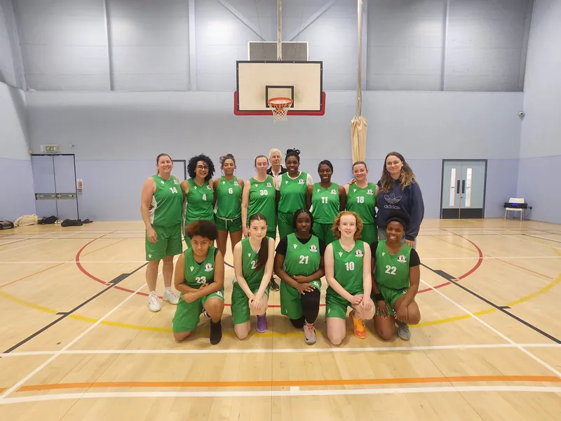 Women's Team Photo 3